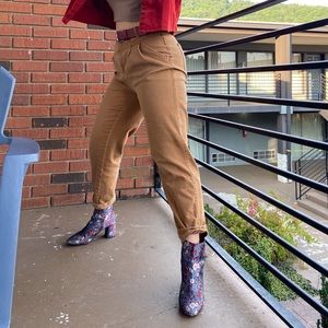 hi-rise brown wash jeans ⚰️